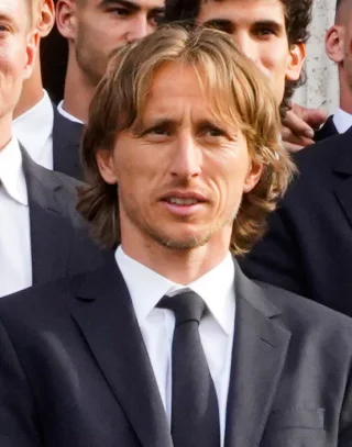 Luka Modrić height profile photo