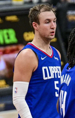 Luke Kennard height profile photo