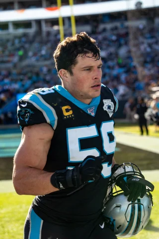 Luke Kuechly height profile photo