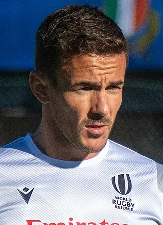 Luke Pearce height profile photo