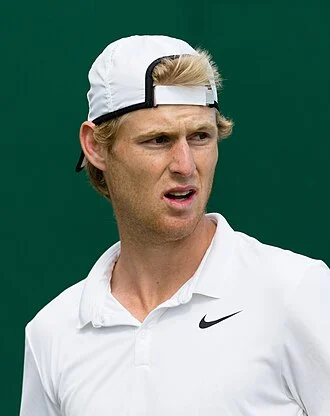 Luke Saville height profile photo