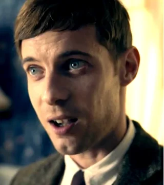 Luke Treadaway height profile photo