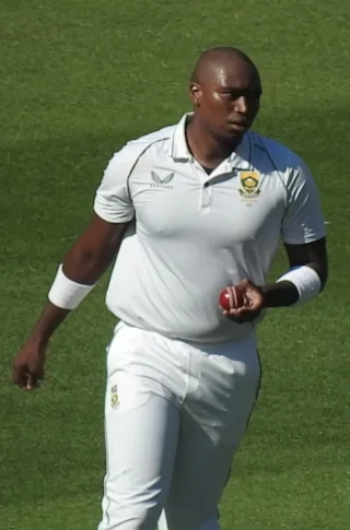Lungi Ngidi height profile photo