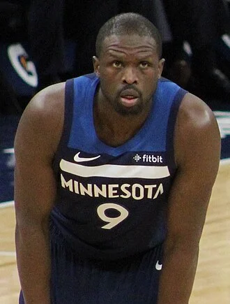 Luol Deng height profile photo