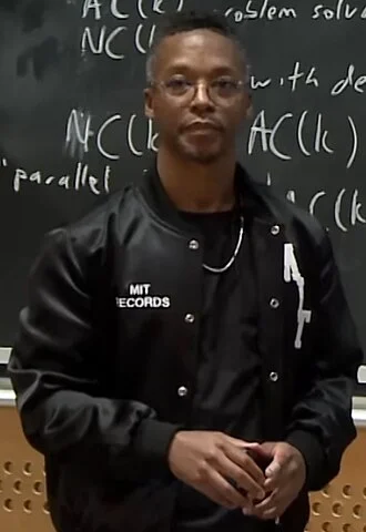 Lupe Fiasco height profile photo