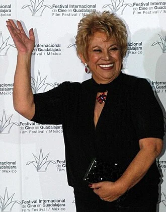 Lupe Ontiveros height profile photo