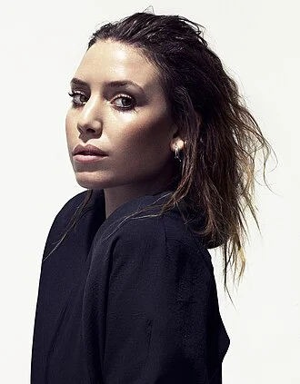 Lykke Li height profile photo