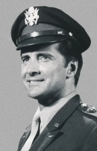 Lyle Waggoner height profile photo