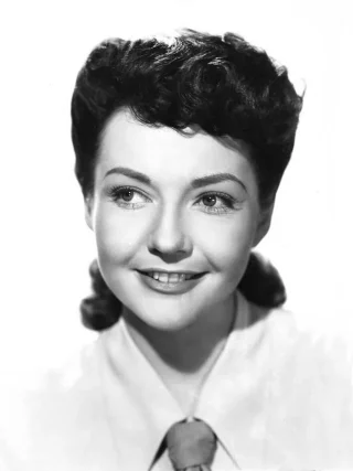 Lynn Bari height profile photo