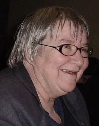 Lynne Stewart height profile photo