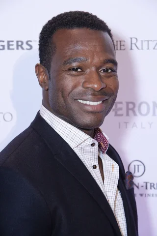 Lyriq Bent height profile photo