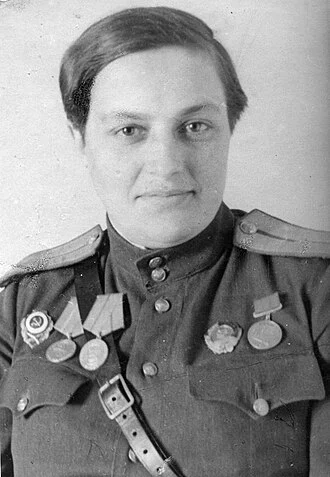 Lyudmila Pavlichenko height profile photo
