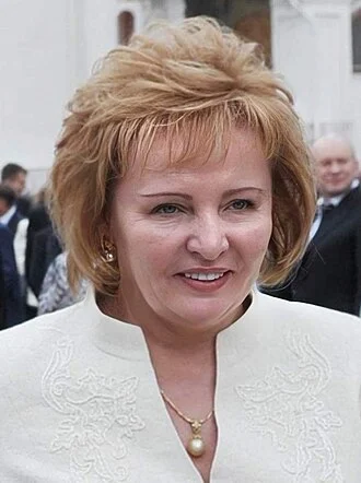 Lyudmila Putina height profile photo