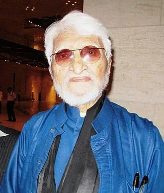 M. F. Husain height profile photo