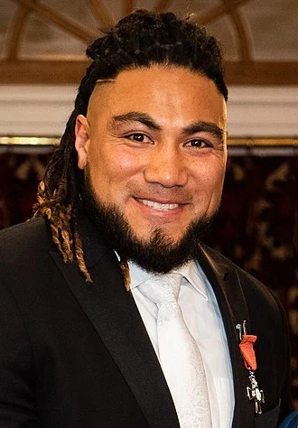 Ma'a Nonu height profile photo