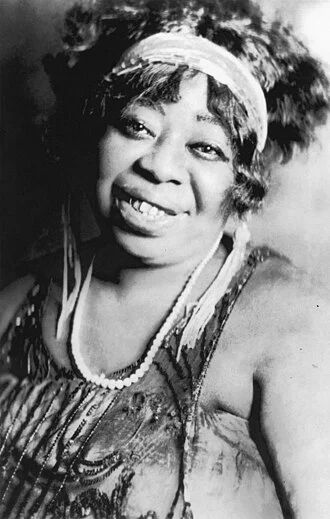Ma Rainey height profile photo