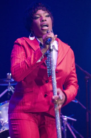 Macy Gray height profile photo