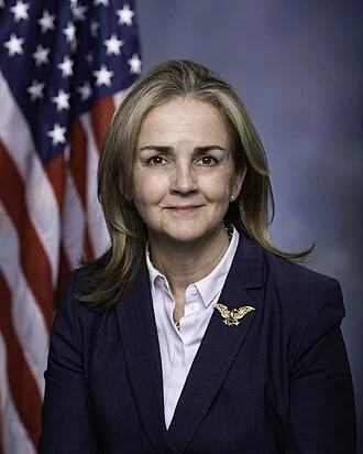 Madeleine Dean height profile photo