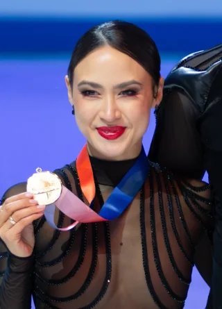 Madison Chock height profile photo