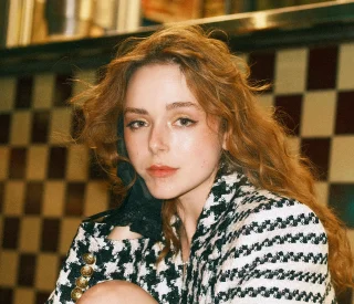 Madison Davenport height profile photo