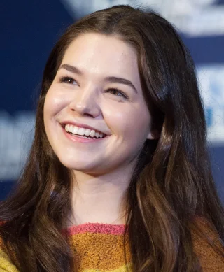 Madison McLaughlin height profile photo