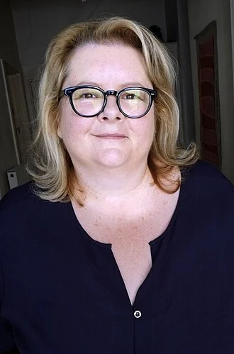 Magda Szubanski height profile photo