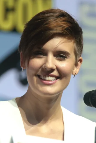 Maggie Grace height profile photo