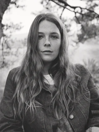 Maggie Rogers height profile photo