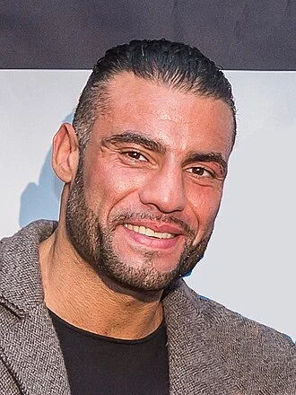 Mahmoud Charr height profile photo