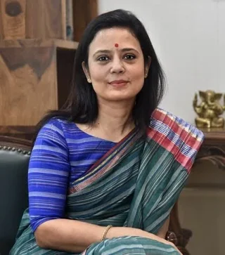 Mahua Moitra height profile photo