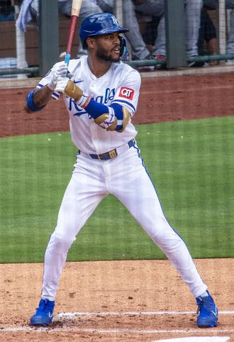 Maikel García height profile photo
