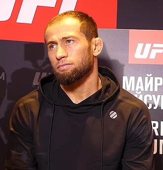 Mairbek Taisumov height profile photo