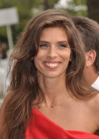 Maïwenn height profile photo