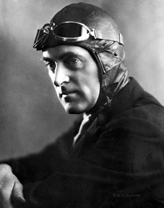 Malcolm Campbell height profile photo