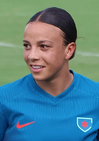 Mallory Swanson height profile photo