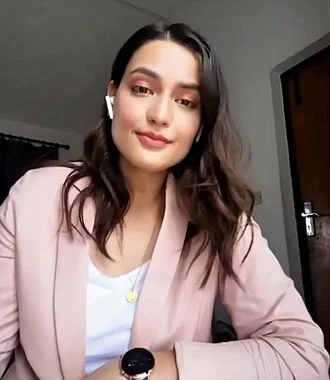 Manita Devkota height profile photo