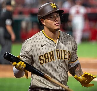 Manny Machado height profile photo