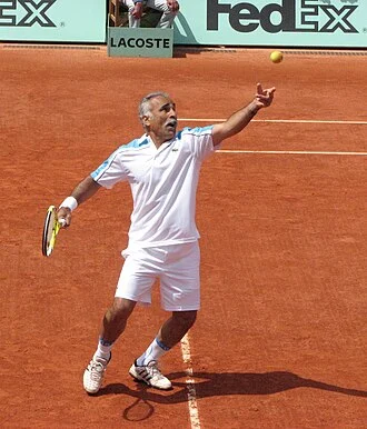 Mansour Bahrami height profile photo