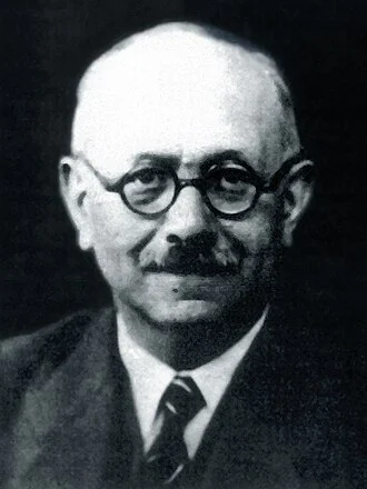 Marc Bloch height profile photo