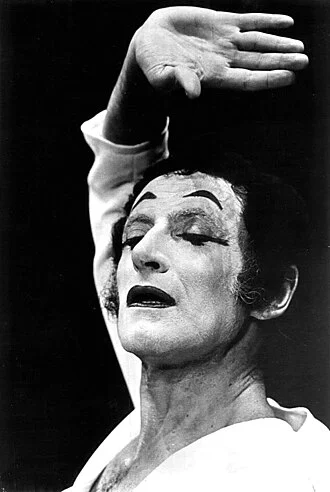Marcel Marceau height profile photo