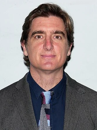 Marcel Theroux height profile photo
