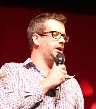 Marcus Brigstocke height profile photo