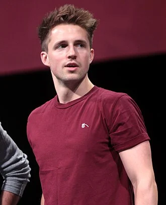 Marcus Butler height profile photo