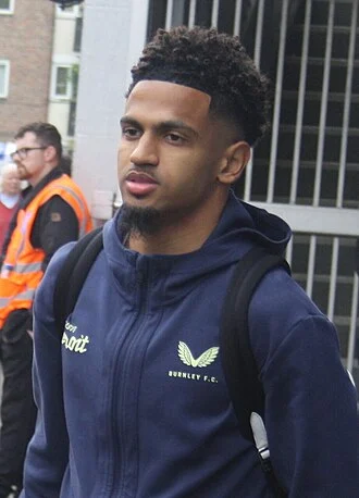 Marcus Edwards height profile photo