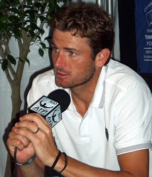 Mardy Fish height profile photo