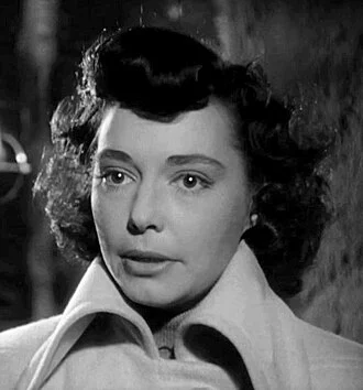 Margaret Field height profile photo