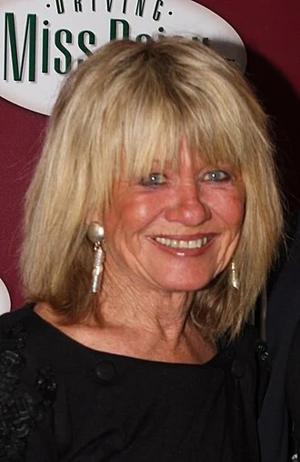Margaret Pomeranz height profile photo