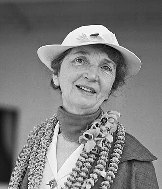 Margaret Sanger height profile photo