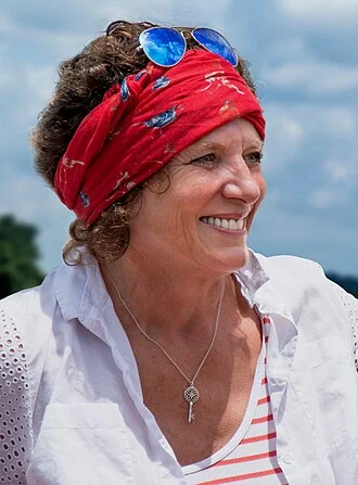 Margaret Trudeau height profile photo