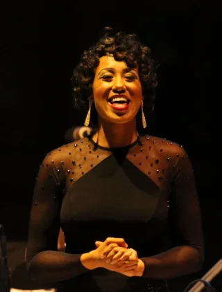 Margot Bingham height profile photo